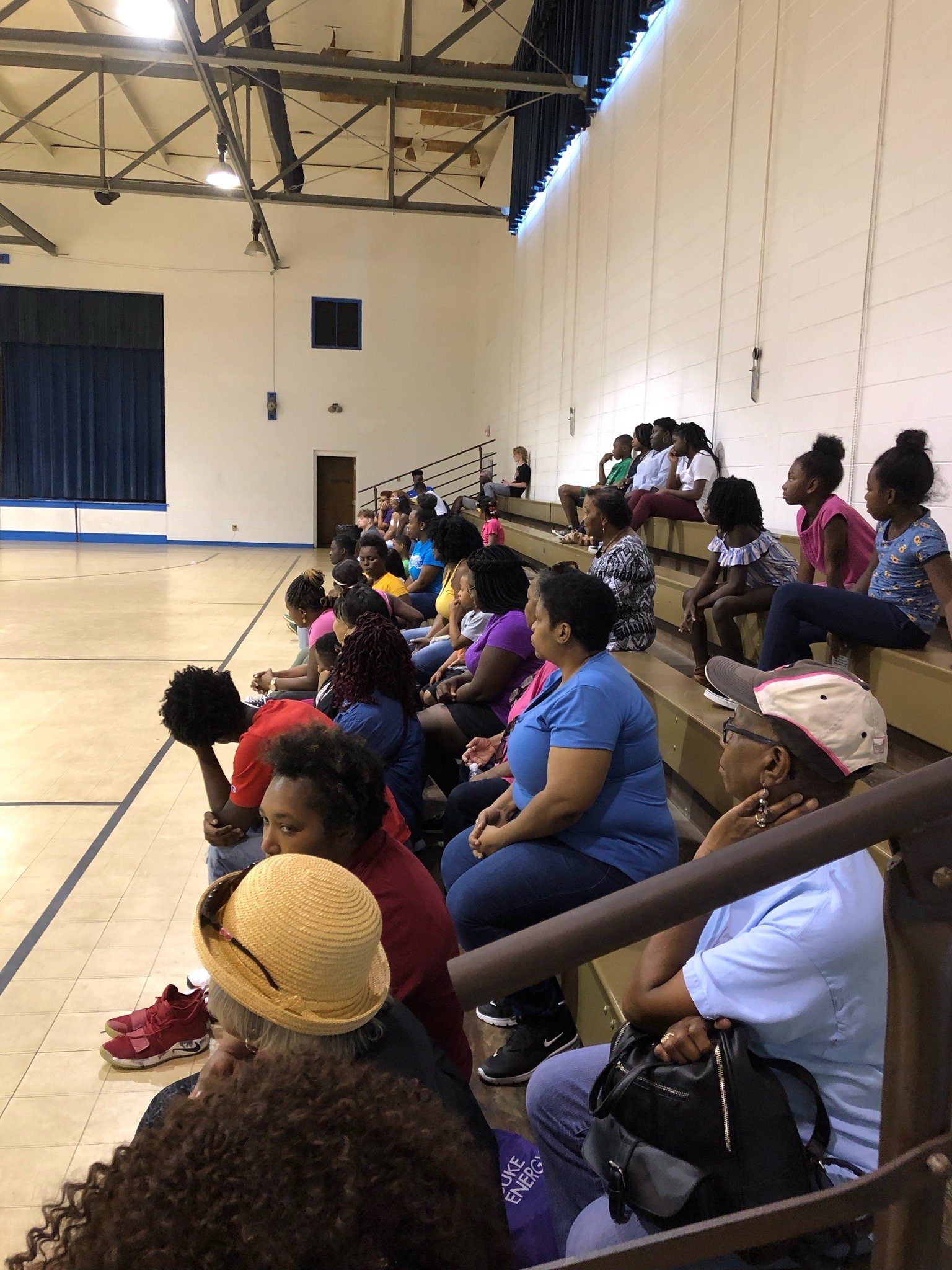 Image gallery marquee